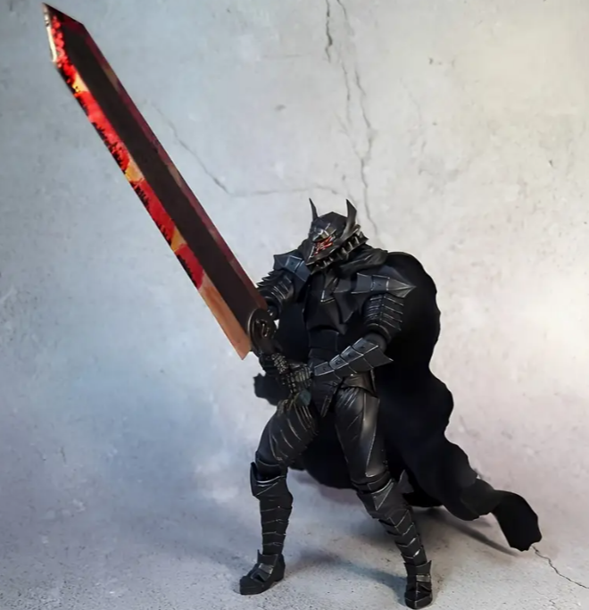 A set of comic-inspired action figures bundled with high quality collectible models with interchangeable hands, capes and weapons accessories in PVC for ages 14 +, ideal for Christmas, Halloween, Vale